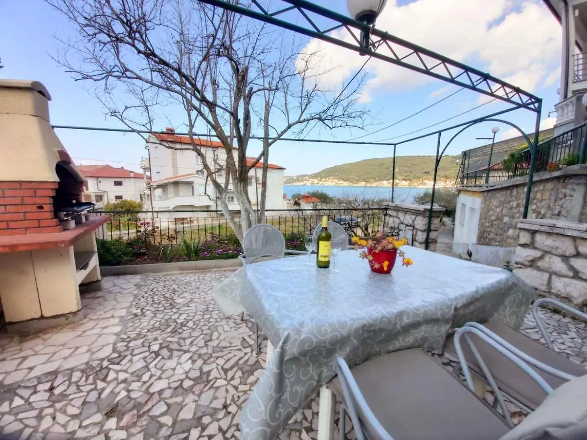 Apartment In Supetar - Insel Brac 42678 Supetarska Draga 0*,
